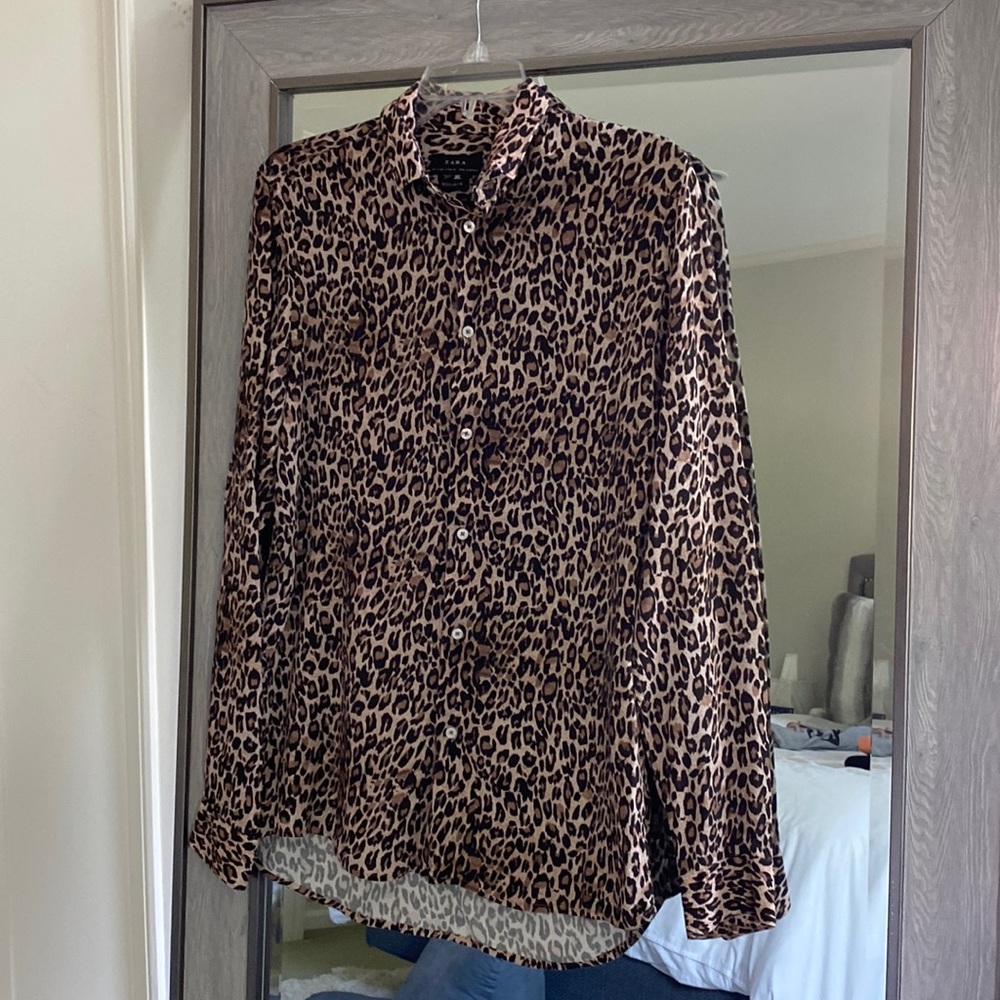 zara cheetah print button down